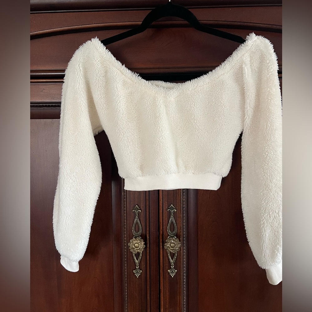 Plush  crop top